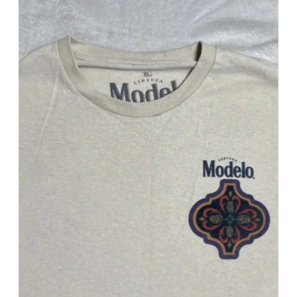 Modelo Cerveza T Shirt Men's Size XL Beige Short Sleeve Beer